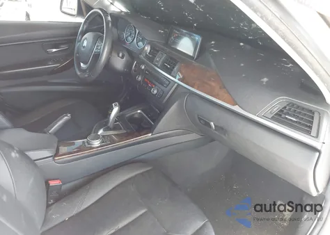 2015 BMW 328I z USA, uszkodzony, nr VIN WBA3A5G54FNS89952